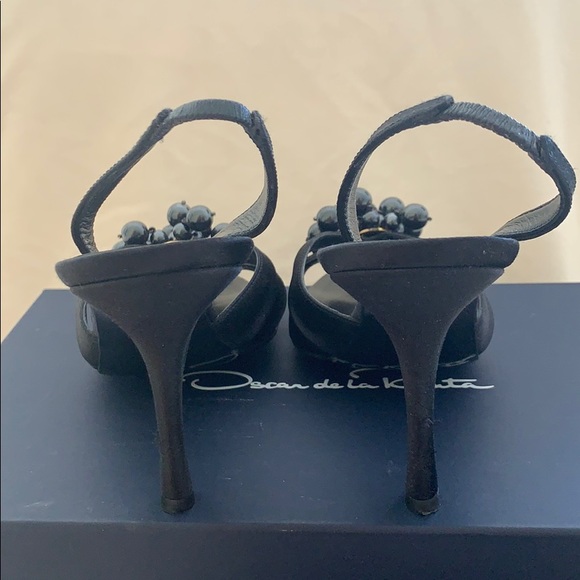 OSCAR de la RENTA HEELS - Picture 7 of 11